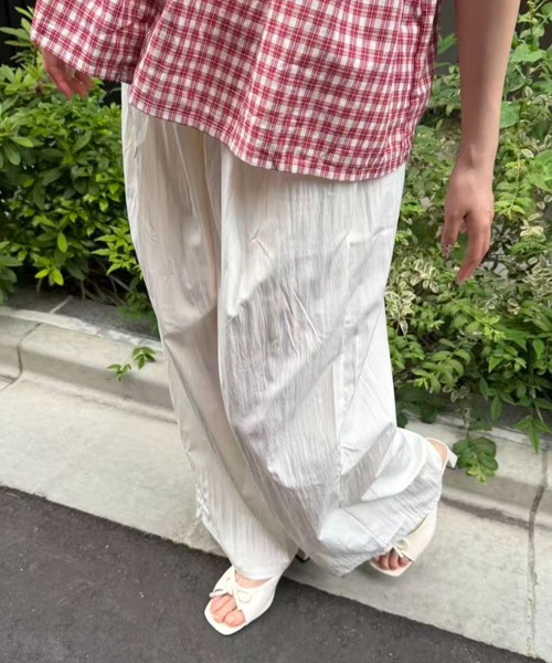 mebole（メボレ）の「ウエストレースワイドパンツ（その他パンツ・レディース・アイボリー/ブルー・FREE）」の16枚目の写真