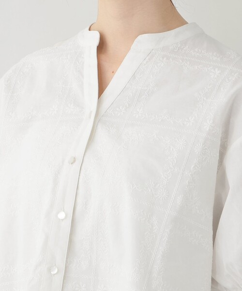 Afternoon Tea（アフタヌーンティー）の「刺繍スキッパープルオーバー（Tシャツ/カットソー・レディース・オフホワイト/ライトブルー/ネイビー・MEDIUM）」の7枚目の写真
