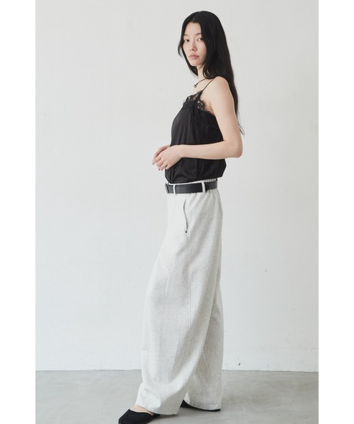 ANF.MUU(アンフムー)の「【再入荷】ベルトループ付きスウェットバレルレッグパンツ(スウェットパンツ・レディース・ライトグレー/ブラック/グレー・FREE)」の18枚目の写真