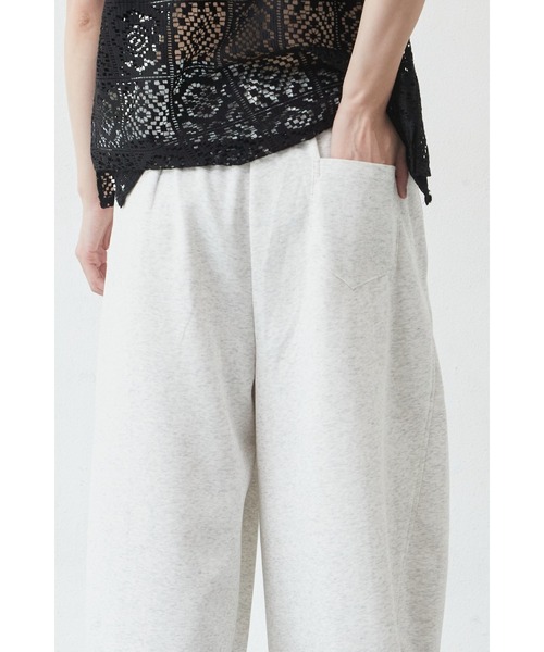 ANF.MUU(アンフムー)の「【再入荷】ベルトループ付きスウェットバレルレッグパンツ(スウェットパンツ・レディース・ライトグレー/ブラック/グレー・FREE)」の14枚目の写真