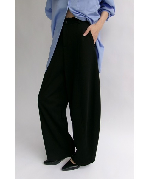 ANF.MUU(アンフムー)の「【再入荷】ベルトループ付きスウェットバレルレッグパンツ(スウェットパンツ・レディース・ライトグレー/ブラック/グレー・FREE)」の7枚目の写真