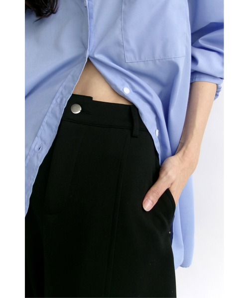 ANF.MUU(アンフムー)の「【再入荷】ベルトループ付きスウェットバレルレッグパンツ(スウェットパンツ・レディース・ライトグレー/ブラック/グレー・FREE)」の9枚目の写真
