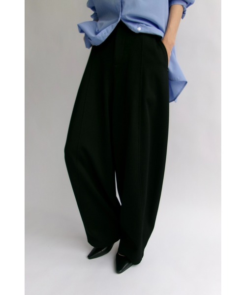 ANF.MUU(アンフムー)の「【再入荷】ベルトループ付きスウェットバレルレッグパンツ(スウェットパンツ・レディース・ライトグレー/ブラック/グレー・FREE)」の21枚目の写真