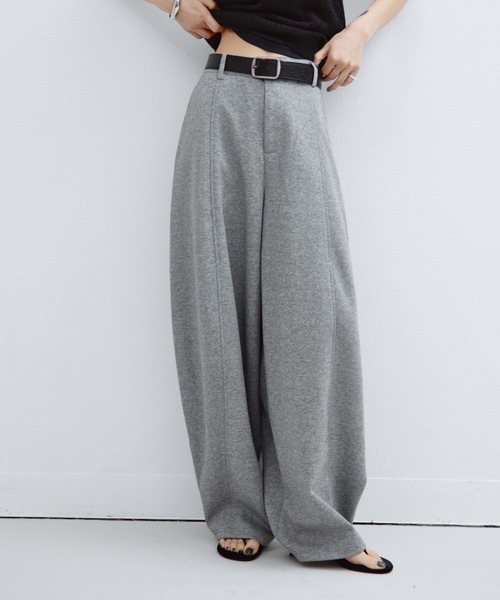 ANF.MUU(アンフムー)の「【再入荷】ベルトループ付きスウェットバレルレッグパンツ(スウェットパンツ・レディース・ライトグレー/ブラック/グレー・FREE)」の22枚目の写真