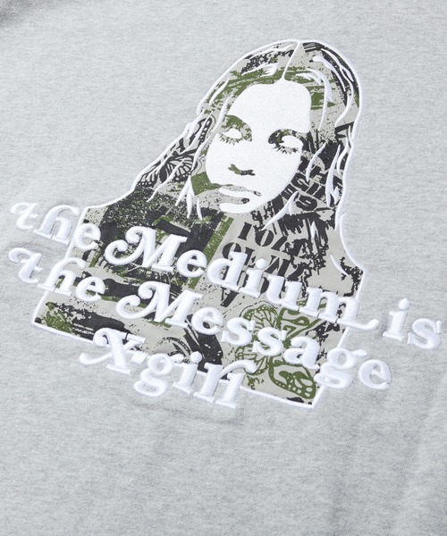 X-girl(エックスガール)の「BRUSHED COLLAGE GRAPHIC FACE PATCH ZIP UP SWEAT HOODIE(パーカー・レディース・アッシュ/ブラック/ブラウン・M/S)」の13枚目の写真