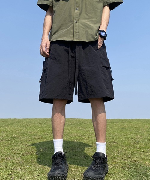 KELVIN(ケルヴァン)の「Utility Cargo Shorts ユーティリティカーゴショーツ(その他パンツ・メンズ・ブラック/ベージュ・MEDIUM/LARGE)」の3枚目の写真