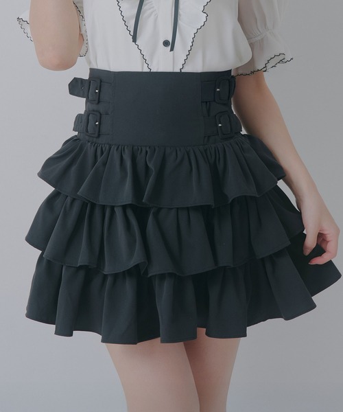 Lilymel(リリメル)の「サイドバックルティアードミニスカート(スカート・レディース・ブラック/チェック・LL~3L/L~LL/M-L)」の2枚目の写真