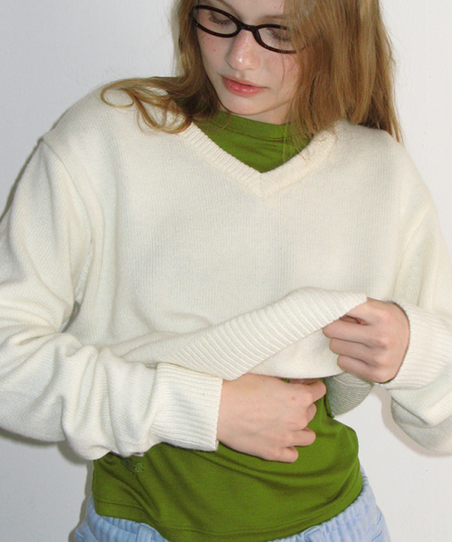 RONRON(ロンロン)の「SOFT MINI LABEL LONG SLEEVE OLIVE(Tシャツ/カットソー・レディース・その他・FREE)」の3枚目の写真