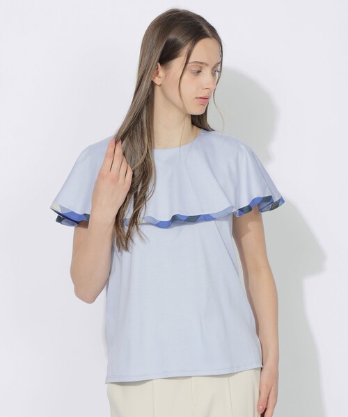 CB CRESTBRIDGE(シービークレストブリッジ)の「【Quiet checkシリーズ】ラッフルケープトップス(Tシャツ/カットソー・レディース・ブラック/ブルー/オフホワイト・M)」の3枚目の写真