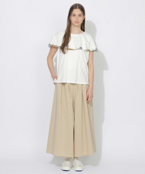 CB CRESTBRIDGE(シービークレストブリッジ)の「【Quiet checkシリーズ】ラッフルケープトップス(Tシャツ/カットソー・レディース・ブラック/ブルー/オフホワイト・M)」の4枚目の写真