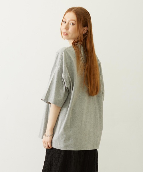 MILKFED.（ミルクフェド）の「EAGLE ARCH LOGO S/S TEE（Tシャツ/カットソー・レディース・オフホワイト/アッシュ/バーガンディー・L/M）」の4枚目の写真