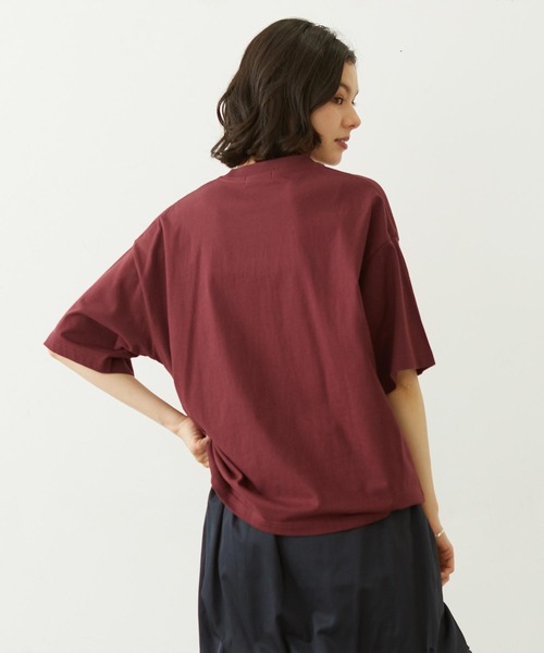 MILKFED.（ミルクフェド）の「EAGLE ARCH LOGO S/S TEE（Tシャツ/カットソー・レディース・オフホワイト/アッシュ/バーガンディー・L/M）」の18枚目の写真