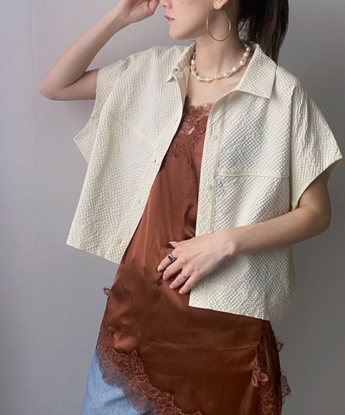 bohmal(ボマール)の「シアーサッカーランタンフレンチスリーブシャツ(シャツ/ブラウス・レディース・イエロー/ブラウン/オフホワイト・FREE)」の9枚目の写真