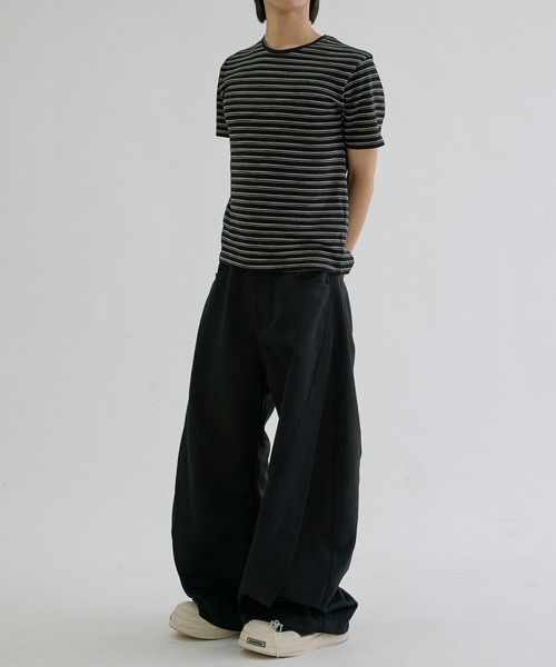 EPNK(イーピーエヌケー)の「Switch seam flare slacks / スイッチシームフレアスラックス(スラックス・メンズ・チャコールグレー/ブラック・SMALL/LARGE/MEDIUM)」の10枚目の写真