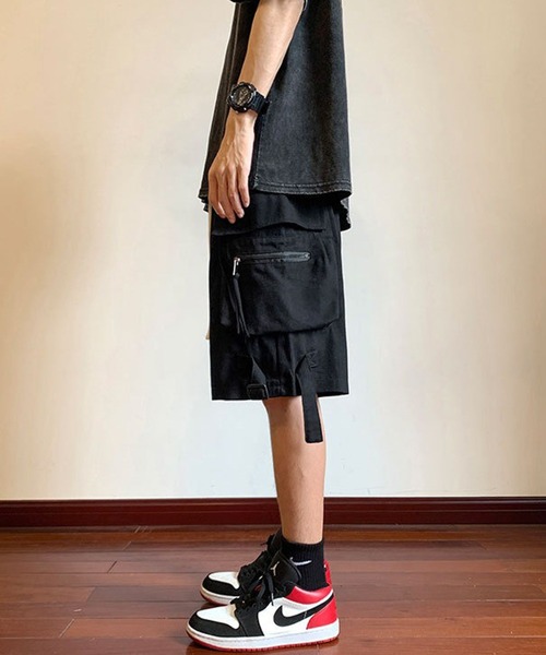 WESTBOY(ウエストボーイ)の「ストリート マルチポケット ストラップ カーゴショーツ WO26S14PT15(その他パンツ・メンズ・ブラック・XL/M/L)」の4枚目の写真