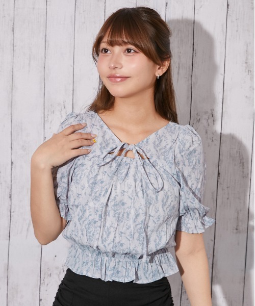 GORGE（ゴージ）の「花柄２ＷＡＹキャンディーブラウス（シャツ/ブラウス・レディース・ラベンダー/ピンク/ブルー・F）」の2枚目の写真