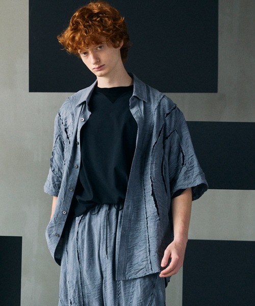 MAISON SPECIAL(メゾンスペシャル)の「《UNISEX》Tuck Washer Prime-Over TSUGIHAGI Short Sleeve Shirt/タックワッシャープライムオーバーツギハギショートスリーブシャツ【MAISON SPECIAL/メゾンスペシャル】■セットアップ対応■(シャツ/ブラウス・メンズ・グレー/ラベンダー/モカ・0/1/2)」の3枚目の写真