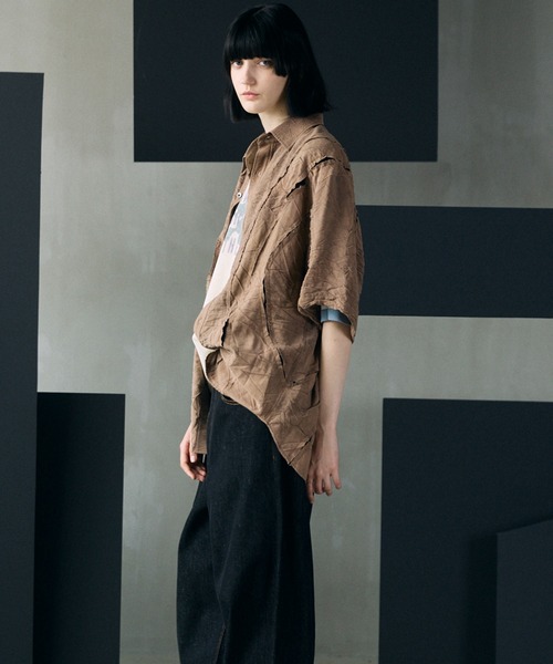 MAISON SPECIAL(メゾンスペシャル)の「《UNISEX》Tuck Washer Prime-Over TSUGIHAGI Short Sleeve Shirt/タックワッシャープライムオーバーツギハギショートスリーブシャツ【MAISON SPECIAL/メゾンスペシャル】■セットアップ対応■(シャツ/ブラウス・メンズ・グレー/ラベンダー/モカ・0/1/2)」の10枚目の写真