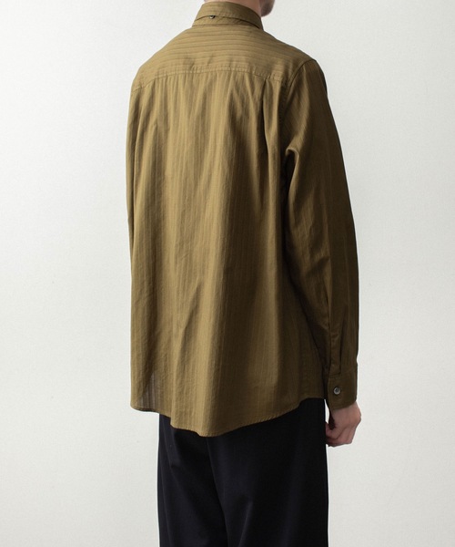 ATTACHMENT（アタッチメント）の「コットン シャドーストライプ ブロード ナロータイ L/S シャツ / CO SHADOW STRIPE BROAD NARROW TIE L/S SHIRT（シャツ/ブラウス・メンズ・オフホワイト/ブラック/カーキ・1/3/2/4）」の9枚目の写真