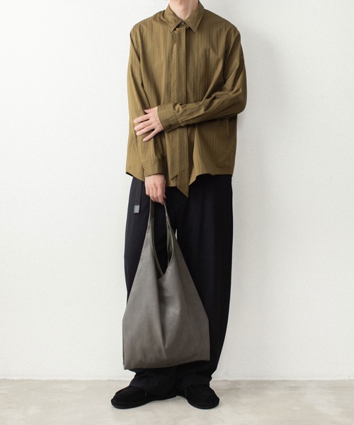 ATTACHMENT（アタッチメント）の「コットン シャドーストライプ ブロード ナロータイ L/S シャツ / CO SHADOW STRIPE BROAD NARROW TIE L/S SHIRT（シャツ/ブラウス・メンズ・オフホワイト/ブラック/カーキ・1/3/2/4）」の14枚目の写真