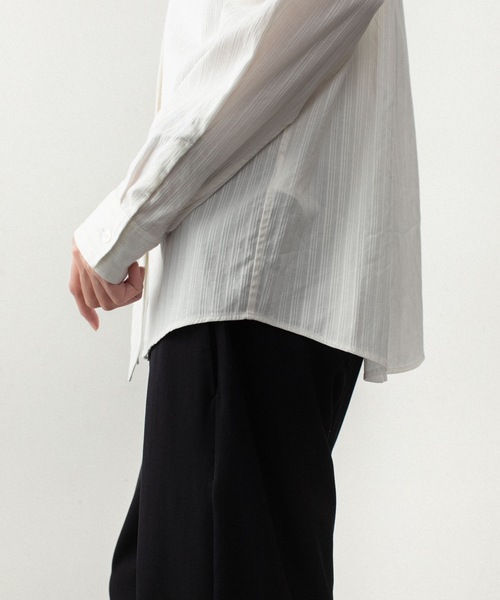 ATTACHMENT（アタッチメント）の「コットン シャドーストライプ ブロード ナロータイ L/S シャツ / CO SHADOW STRIPE BROAD NARROW TIE L/S SHIRT（シャツ/ブラウス・メンズ・オフホワイト/ブラック/カーキ・1/3/2/4）」の22枚目の写真