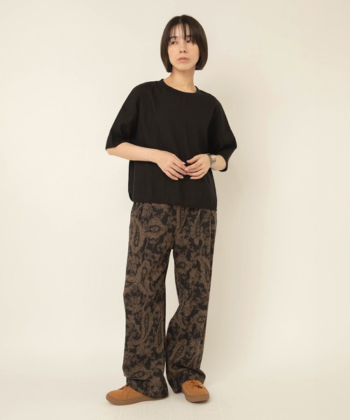 RNA-N(アールエヌエーエヌ)の「B2978 リブコンビヘムカーブプルオーバー(Tシャツ/カットソー・レディース・グレイッシュベージュ/ブラック/レッド・FREE)」の5枚目の写真
