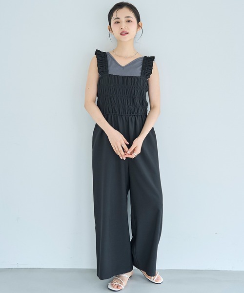 mil(ミル)の「シャーリング サロペット【587228】(サロペット/オーバーオール・レディース・ブラウン/ブラック/グレイッシュベージュ・S/XS)」の8枚目の写真