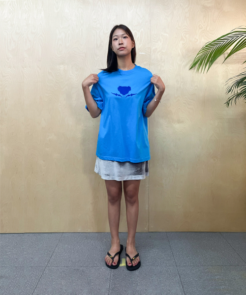 COTTONREBIRTHCLUB（コットンリバースクラブ）の「ボクシーサンダーグラフィックTシャツ（ブルー）（Tシャツ/カットソー・レディース・その他・FREE）」の6枚目の写真