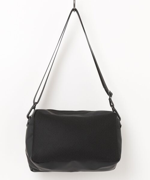 GERRY（ジェリー）の「GERRY 撥水加工 ボトル外側収納 ショルダーバッグ BAG 男女兼用（ショルダーバッグ・メンズ・ブラック・FREE）」の20枚目の写真
