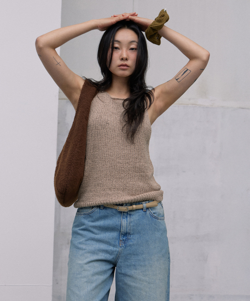 HAVEAWHALE(ハブアホエール)の「mini wool pebble bag (BR)(ショルダーバッグ・レディース・その他・FREE)」の2枚目の写真