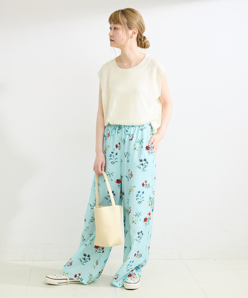Simplicite(サンプリシテ)の「手洗い可 / ボタニカル柄パンツ(その他パンツ・レディース・ネイビー/スカイブルー/イエロー・FREE)」の10枚目の写真
