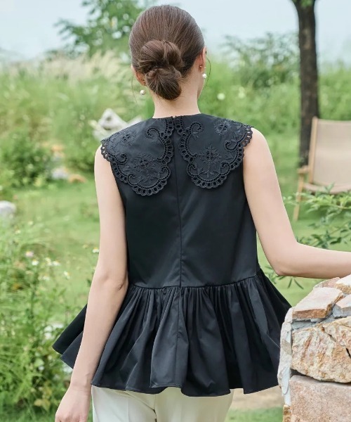 BIRTHDAY BASH(バースデイバッシュ)の「LACE COLLAR NS TOPS(レースカラーNSトップス)(シャツ/ブラウス・レディース・ブラック/ホワイト・MEDIUM/SMALL)」の5枚目の写真