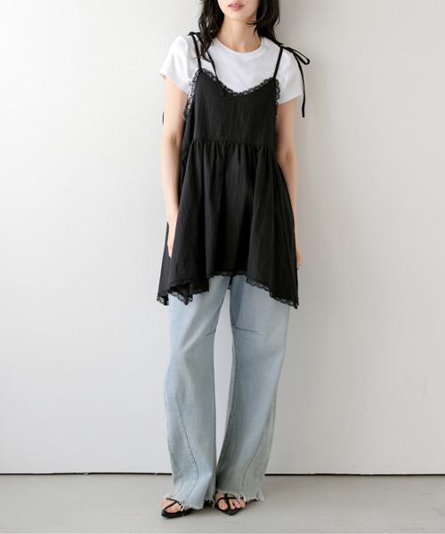 La-gemme(ラジェム)の「レース×リボンキャミソールチュニック(シャツ/ブラウス・レディース・ホワイト/ブラック・フリー)」の4枚目の写真