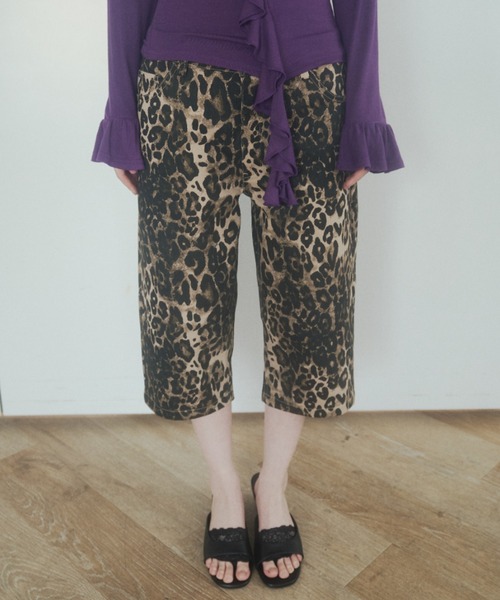 chernyy（チェルニー）の「chernyy low-waist cotton capri pants / ローウエストコットンカプリパンツ（その他パンツ・レディース・レオパード/ブラック・LARGE/MEDIUM/SMALL）」の8枚目の写真