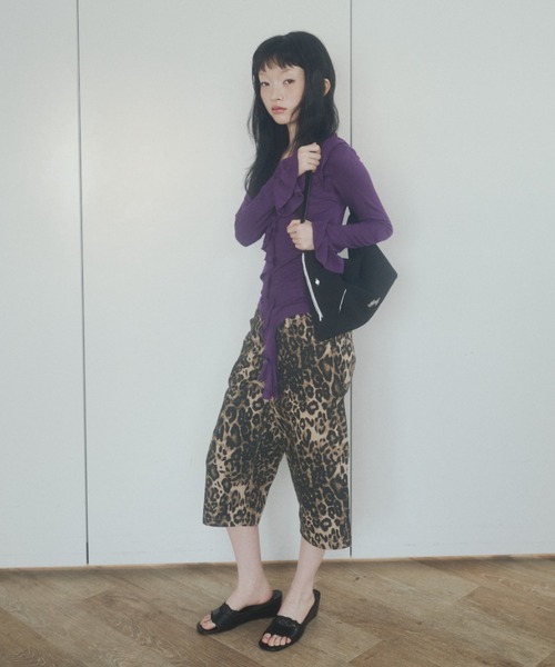 chernyy（チェルニー）の「chernyy low-waist cotton capri pants / ローウエストコットンカプリパンツ（その他パンツ・レディース・レオパード/ブラック・LARGE/MEDIUM/SMALL）」の12枚目の写真