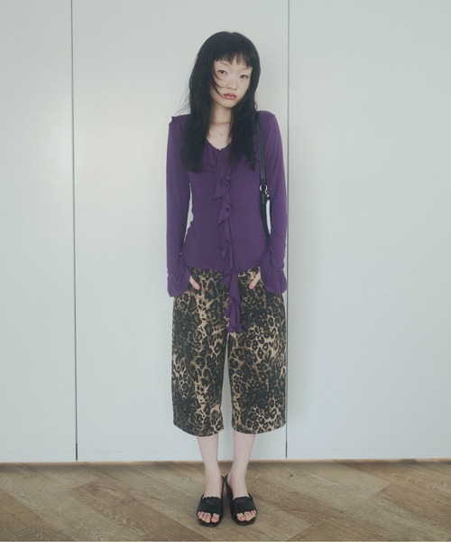 chernyy（チェルニー）の「chernyy low-waist cotton capri pants / ローウエストコットンカプリパンツ（その他パンツ・レディース・レオパード/ブラック・LARGE/MEDIUM/SMALL）」の3枚目の写真