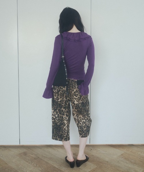 chernyy（チェルニー）の「chernyy low-waist cotton capri pants / ローウエストコットンカプリパンツ（その他パンツ・レディース・レオパード/ブラック・LARGE/MEDIUM/SMALL）」の10枚目の写真