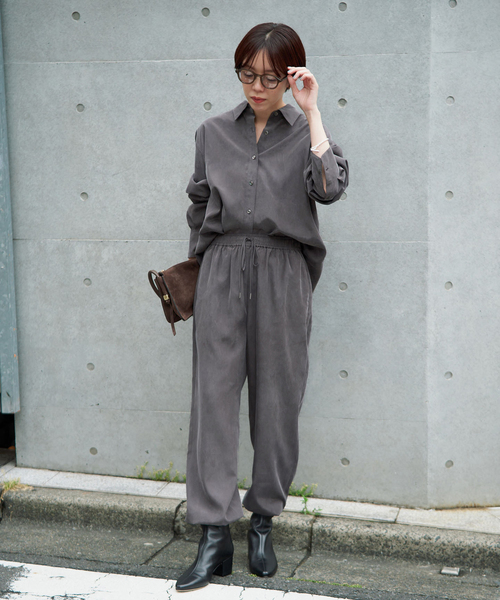 IENA(イエナ)の「《/手洗い可》フィブリルキュプラミックスシャツ(シャツ/ブラウス・レディース・チャコールグレー/カーキ・FREE)」の3枚目の写真