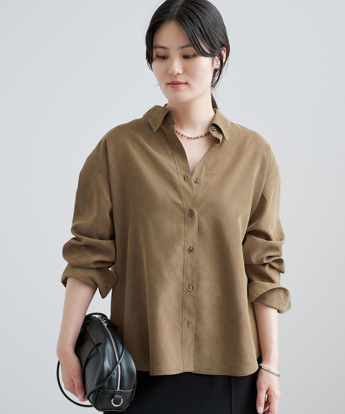 IENA(イエナ)の「《/手洗い可》フィブリルキュプラミックスシャツ(シャツ/ブラウス・レディース・チャコールグレー/カーキ・FREE)」の15枚目の写真