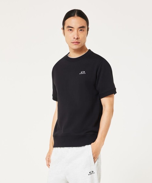 OAKLEY(オークリー)の「オークリー FOUNDATIONAL FLEECE S/S CREW 1.0 トップス/ スポーツ・トレーニング/OAKLEY(その他トップス・メンズ・ブラック・L/M/S)」の1枚目の写真