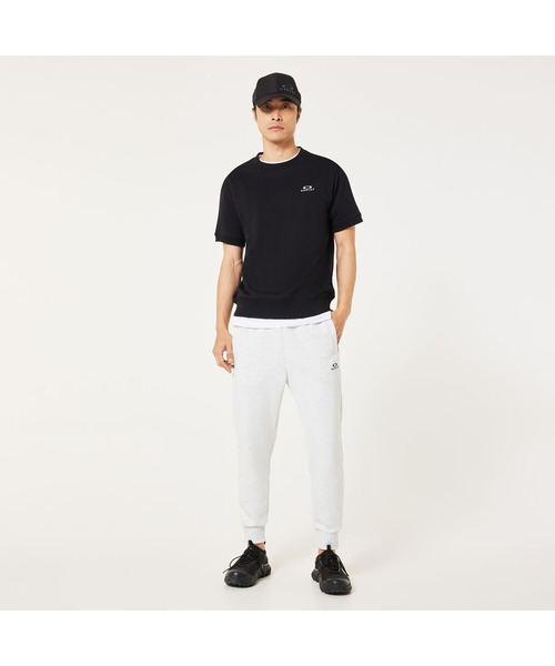OAKLEY(オークリー)の「オークリー FOUNDATIONAL FLEECE S/S CREW 1.0 トップス/ スポーツ・トレーニング/OAKLEY(その他トップス・メンズ・ブラック・L/M/S)」の4枚目の写真