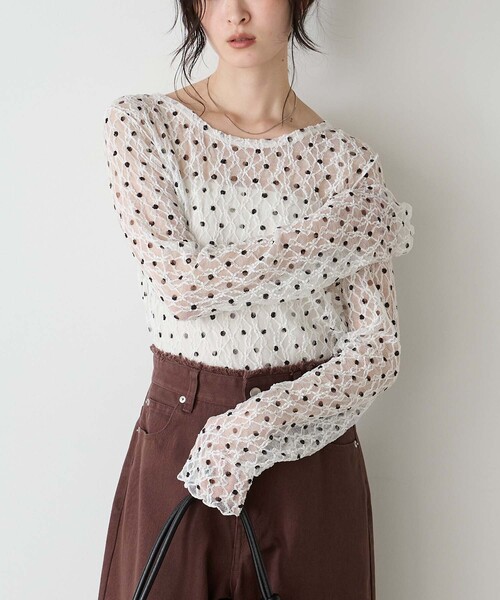 forksy.(フォルクシー)の「【forksy.】レースシアー シャーリングロンT / 花柄・ドット(Tシャツ/カットソー・レディース・ブラック系/グレー系/ブラック系1/グレー系1/ホワイト系1/ホワイト系・FREE)」の13枚目の写真