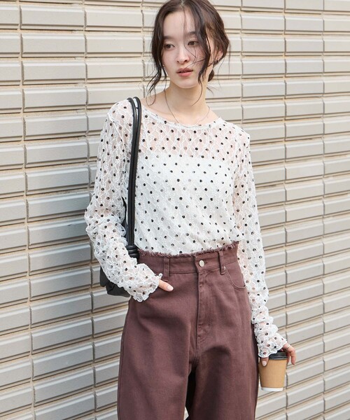 forksy.(フォルクシー)の「【forksy.】レースシアー シャーリングロンT / 花柄・ドット(Tシャツ/カットソー・レディース・ブラック系/グレー系/ブラック系1/グレー系1/ホワイト系1/ホワイト系・FREE)」の22枚目の写真