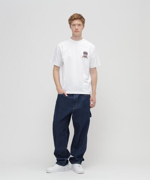 AVIREX(アヴィレックス)の「SIGNATURE VARSITY LOGO T-SHIRT / シグネチャーバーシティー ロゴ 半袖Tシャツ / AVIREX / アヴィレックス(Tシャツ/カットソー・メンズ・ホワイト/ブラック/レッド/ブルー・MEDIUM/LARGE/X-LARGE/XX-LARGE)」の12枚目の写真