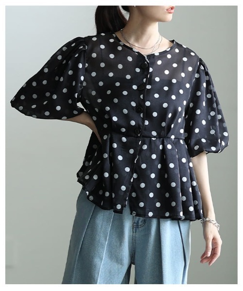 Sawa a la mode(サワアラモード)の「ドット柄シアーペプラムブラウス(シャツ/ブラウス・レディース・ブラック・FREE)」の9枚目の写真