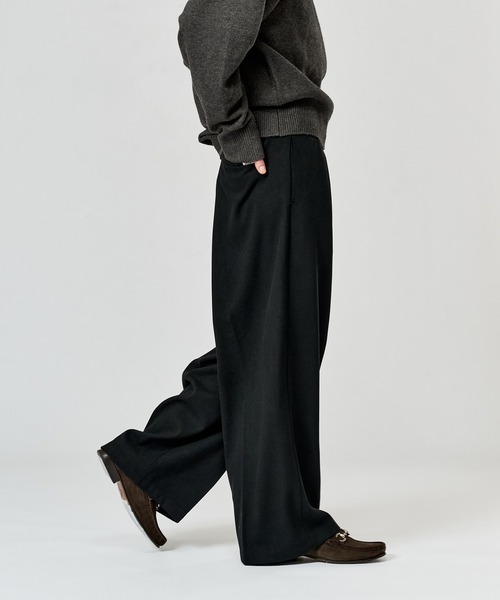 WETTEMPT（ウィテンプト）の「FLANNEL 2 TUCK SLACKS / フランネル2タックスラックス（スラックス・メンズ・ブラック/チャコールグレー・MEDIUM/LARGE/SMALL）」の6枚目の写真