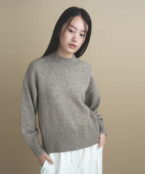 cloenc(クロエンス)の「【美フォルム】ラメハイネックニット(ニット/セーター・レディース・ブルーグリーン/ワインレッド/ボルドー/グレー系その他7/ベージュ系その他7/オフホワイト/パープル系1・02)」の3枚目の写真