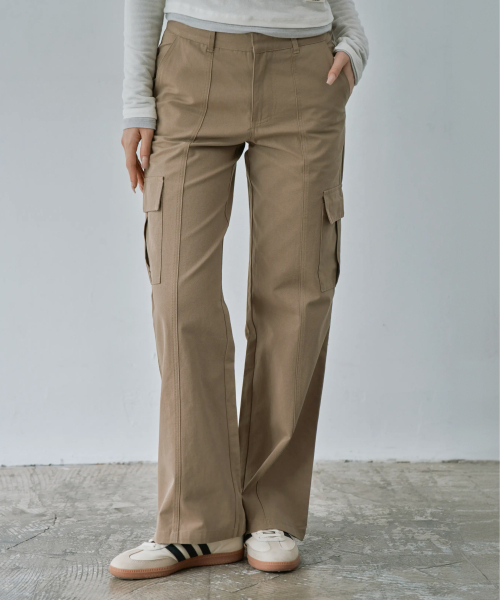 WAARFORWOMAN(ワール・フォー・ウーマン)の「W1156 切り替えストレートカーゴパンツ_ベージュ(その他パンツ・レディース・その他・SMALL/MEDIUM/LARGE)」の5枚目の写真