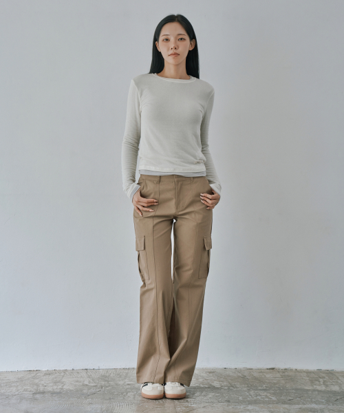 WAARFORWOMAN(ワール・フォー・ウーマン)の「W1156 切り替えストレートカーゴパンツ_ベージュ(その他パンツ・レディース・その他・SMALL/MEDIUM/LARGE)」の6枚目の写真