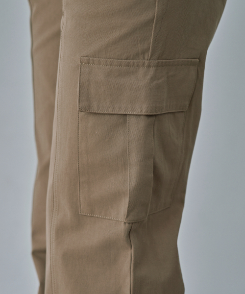 WAARFORWOMAN(ワール・フォー・ウーマン)の「W1156 切り替えストレートカーゴパンツ_ベージュ(その他パンツ・レディース・その他・SMALL/MEDIUM/LARGE)」の2枚目の写真